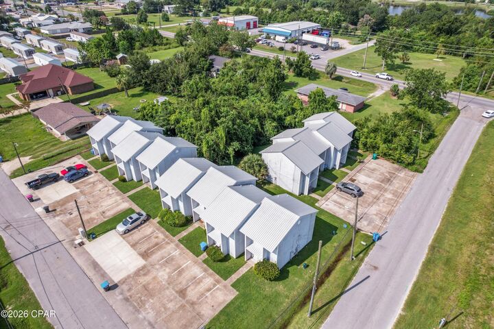 Property Photo: 1623 N James Avenue FL 32405