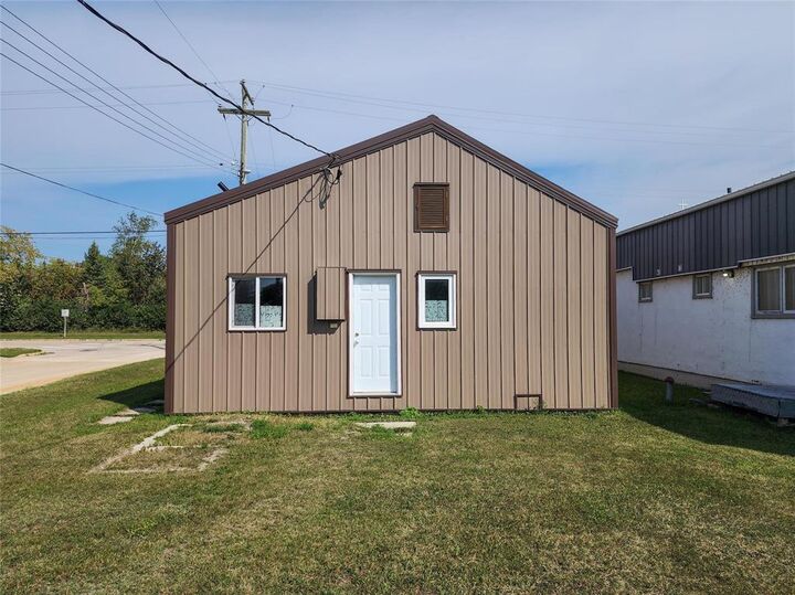 Property Photo:  68 Tache Street  MB R0C 0Z0 