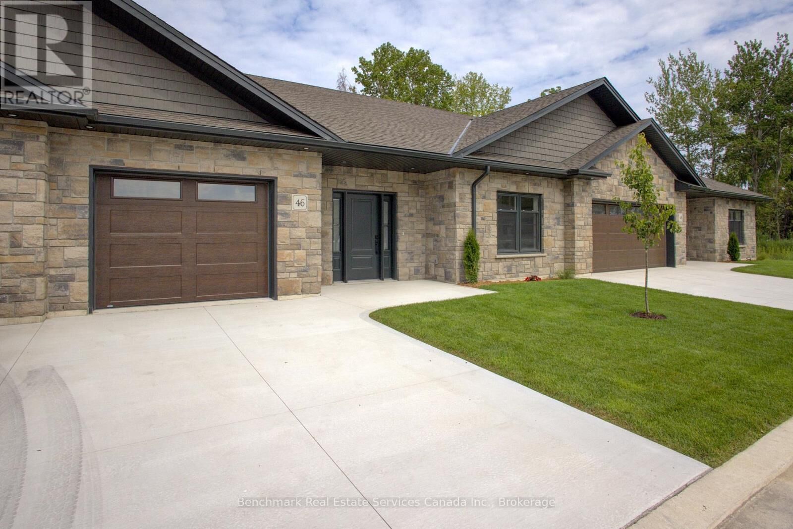 Property Photo:  1182 Queen Street 41  ON N2Z 1G4 