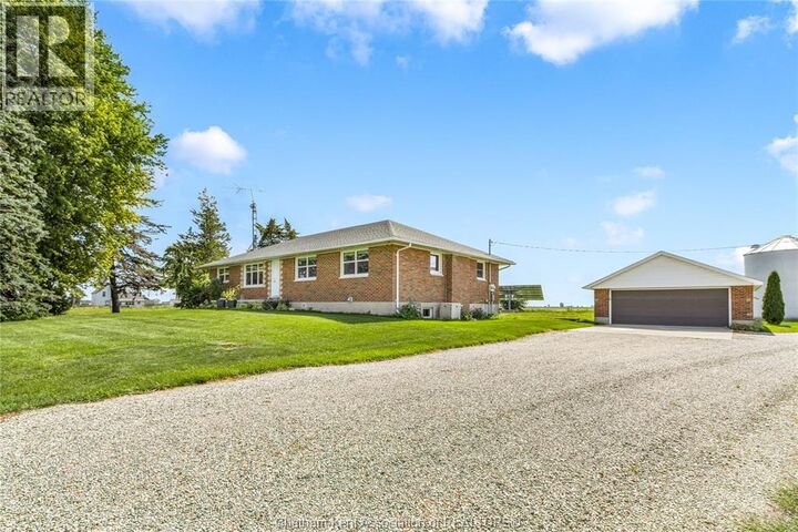 Property Photo:  27156 St Clair Road  ON N8A 4L3 