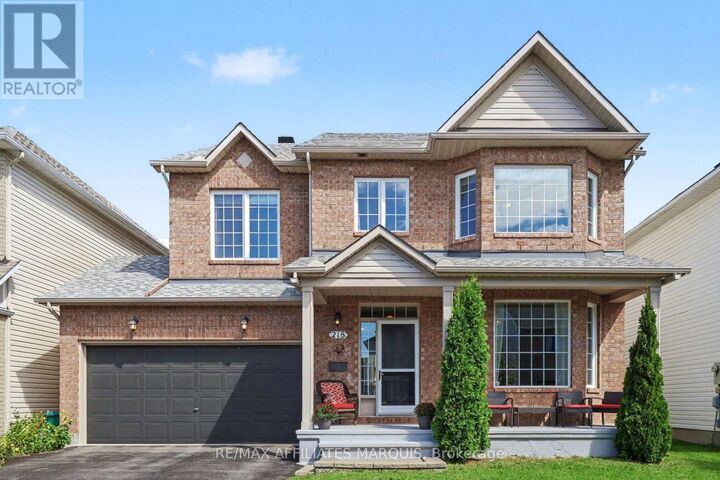 Property Photo:  218 Annapolis Circle  ON K1V 1Y9 