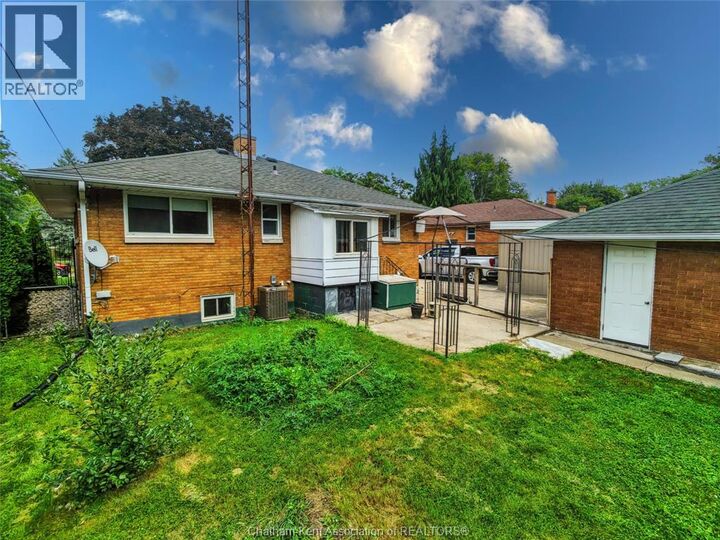 Property Photo:  28 Woodland Avenue  ON N7L 2S6 