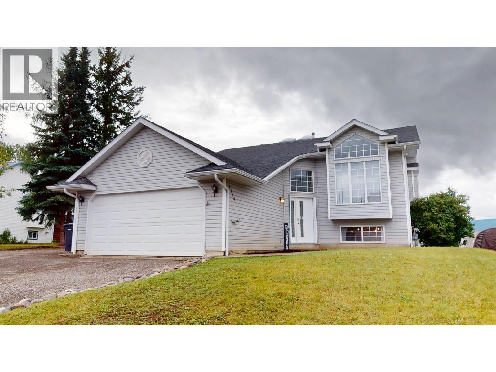 Property Photo:  1969 Goold Road  BC V0J 1Z0 