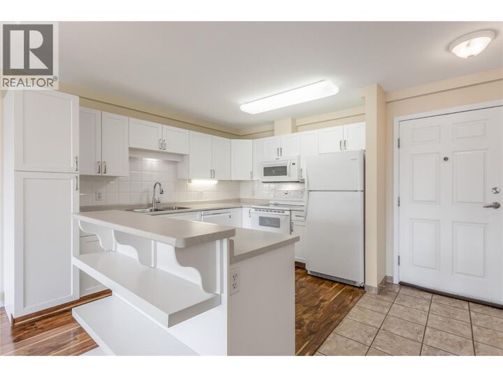 Property Photo:  250 Dougall Road North 405  BC V1X 3K5 
