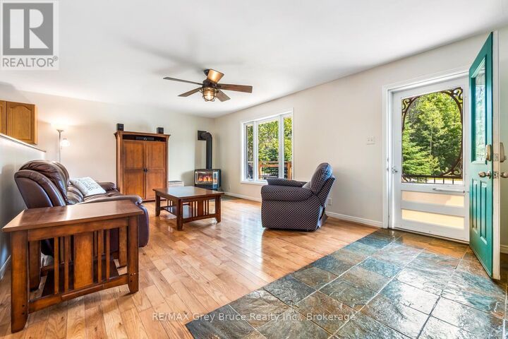 Property Photo:  32 Sugarbush Road  ON N0H 2G0 