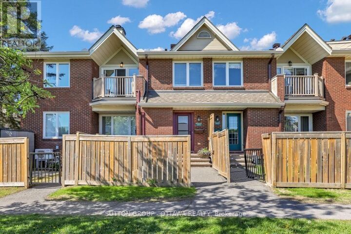 Property Photo:  1835 Marsala Crescent 201  ON K4A 2E5 