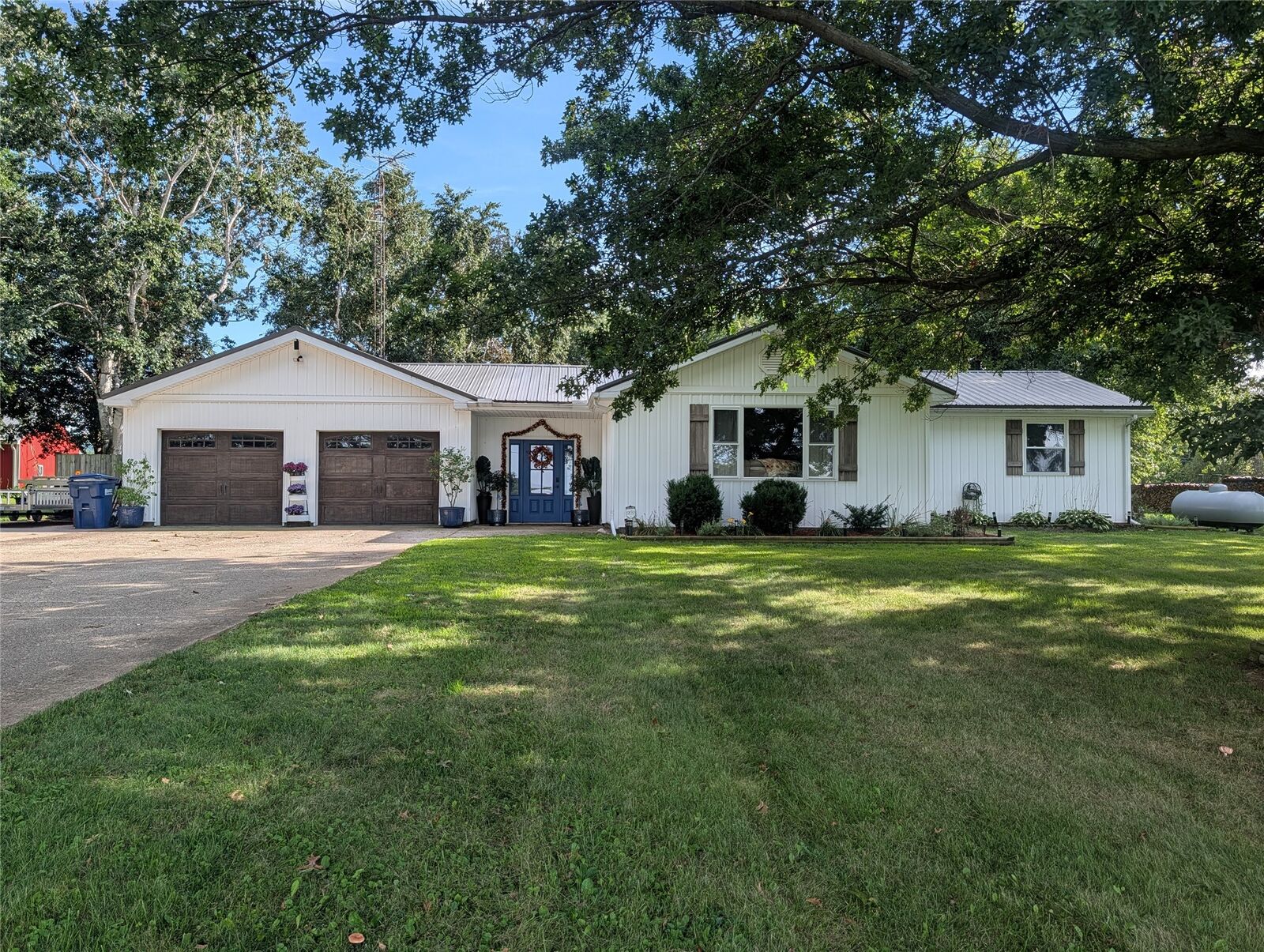 Property Photo:  12099 Middle Road  PA 16428 