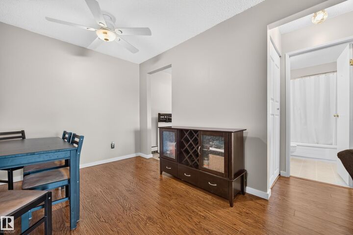 Property Photo:  355 Woodbridge Way 305  AB T8A 4G3 