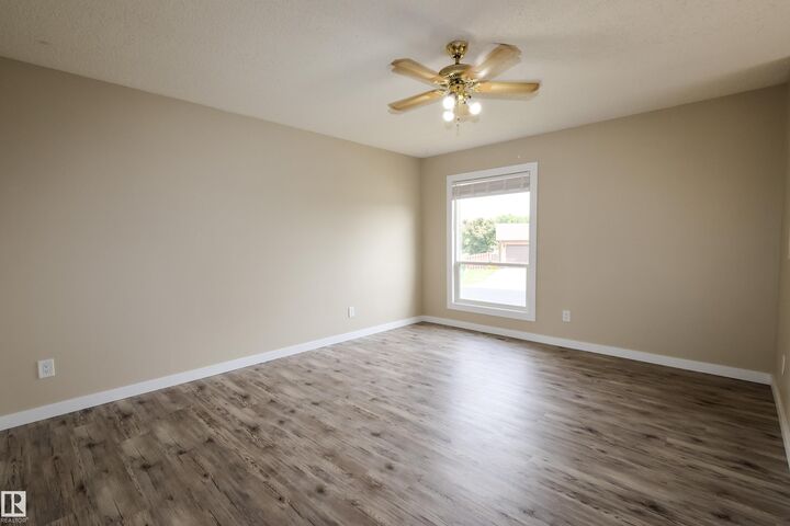 Property Photo:  9704 104 Street  AB T8R 1C8 