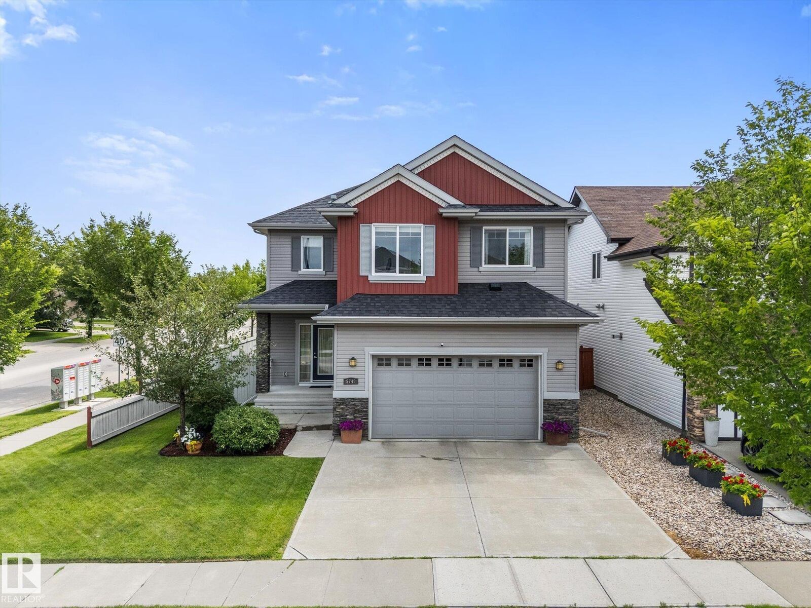 Property Photo:  5749 56A Street  AB T4X 0G1 