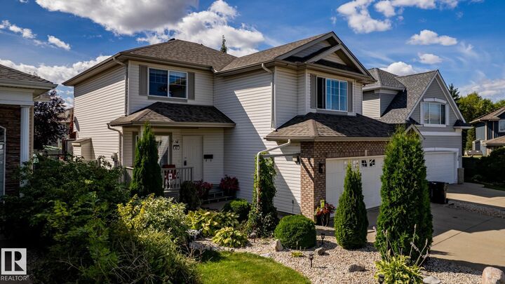 Property Photo:  42 Carson Court  AB T8H 2G6 