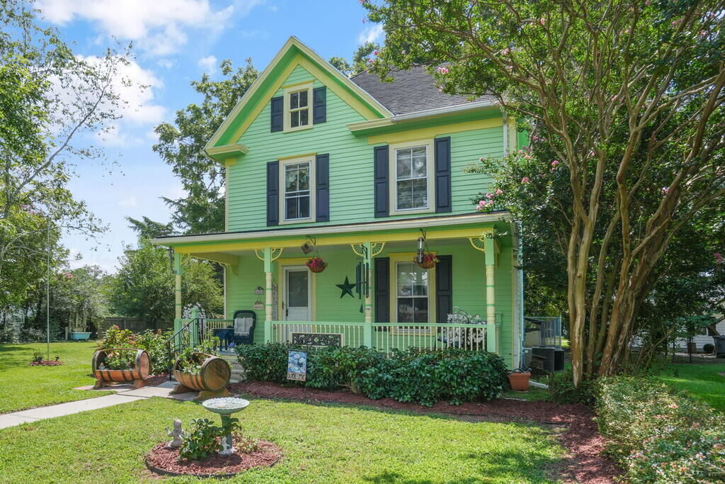 Property Photo:  24400 Maxwell Street  VA 23421 