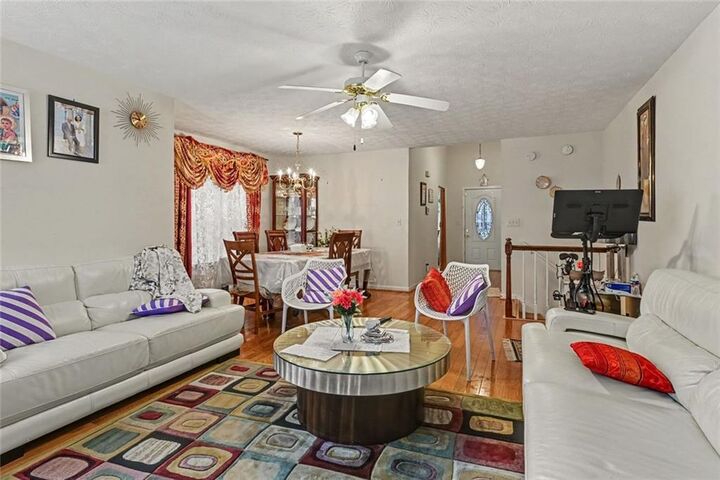 Property Photo:  415 Thomas Jefferson Drive  GA 30083 