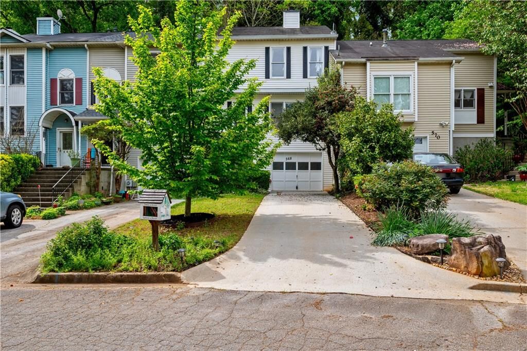 Property Photo:  568 Stratford Green  GA 30002 