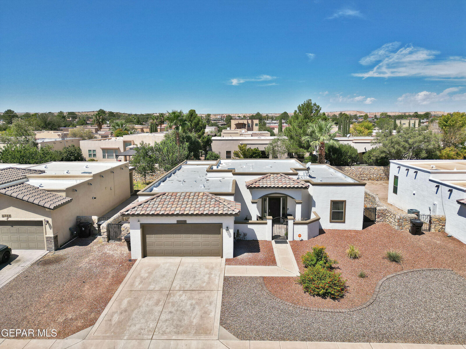 Property Photo:  5709 Wales Drive  NM 88008 