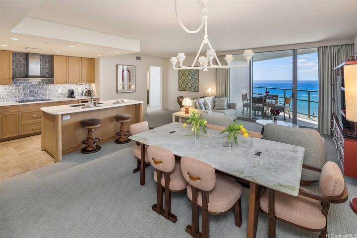 Property Photo:  223 Saratoga Road 3103  HI 96815 