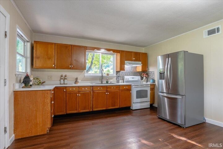 Property Photo: 5322 Boner Road IN 47601-8201