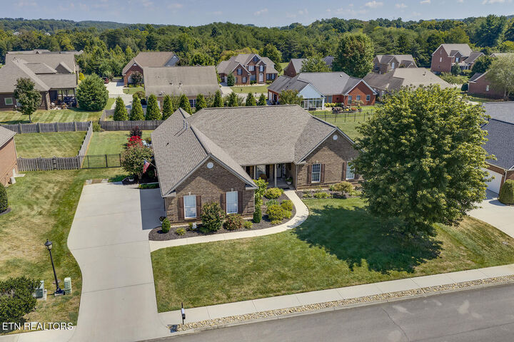 Property Photo: 253 E Port Drive TN 37772
