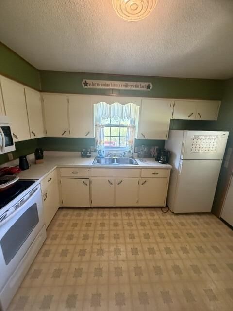 Property Photo:  10660 Sonora Hardin Springs Road  KY 42732 