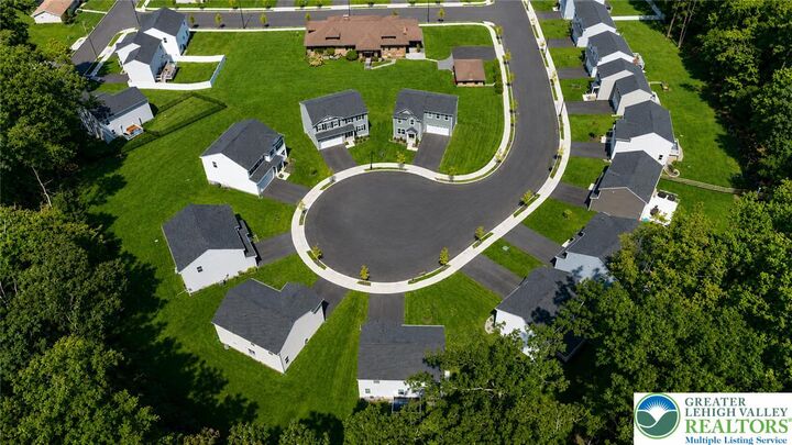 Property Photo:  2713 Barnes Court  PA 18103 