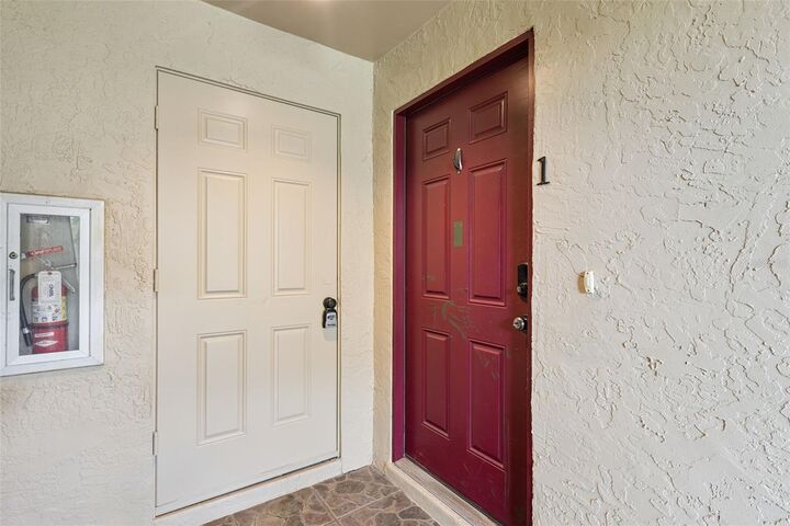 Property Photo: 220 Moree Loop 1 FL 32708