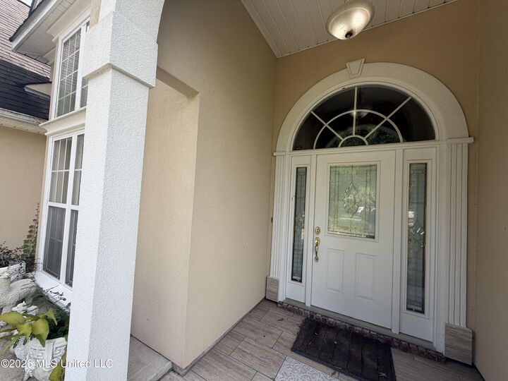 Property Photo: 2021 Parkview Drive MS 39553