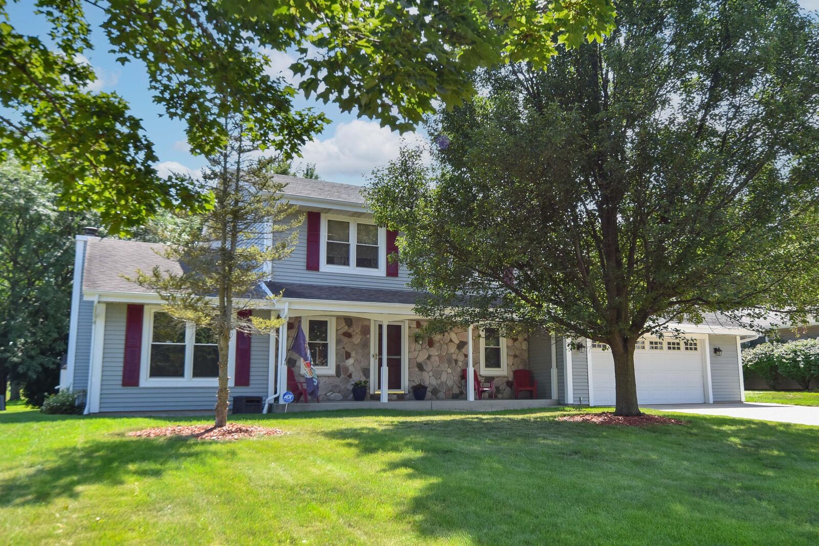 Property Photo: 4435 W Terry Ave WI 53223