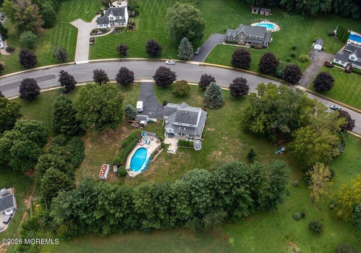 Property Photo:  8 Long Acre Drive  NJ 08514 