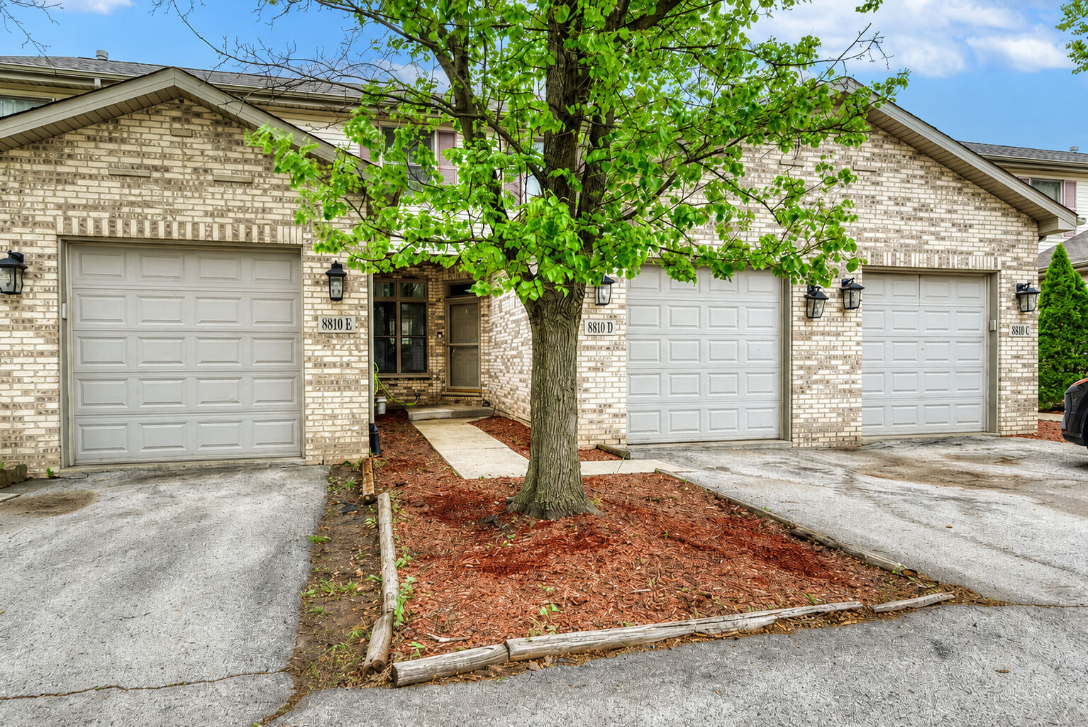 Property Photo:  8810 W 84th Place D  IL 60458 