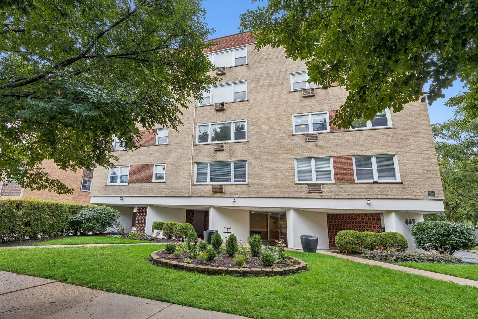 Property Photo:  445 Sherman Avenue 302  IL 60202 