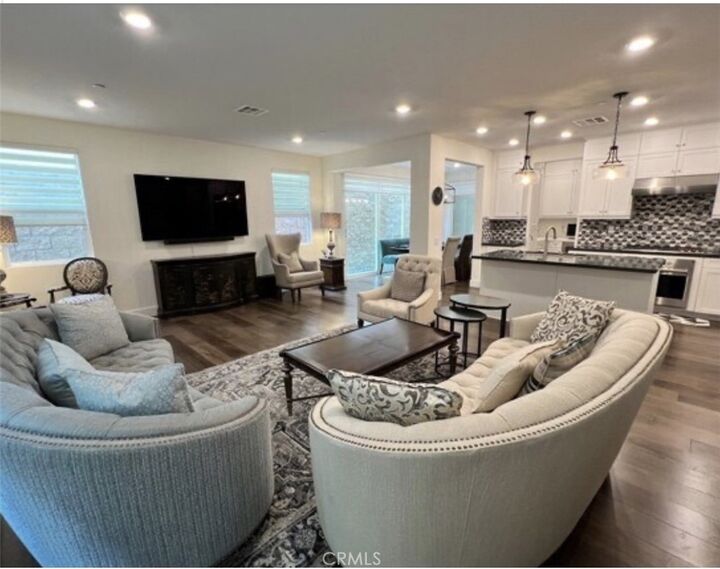 Property Photo:  27625 S Evergreen  CA 90731 