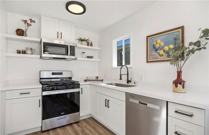 Property Photo:  5536 Linden Avenue  CA 90805 