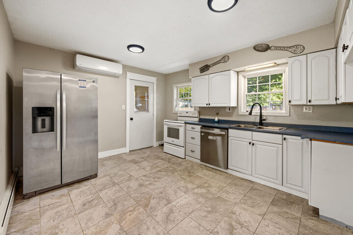 Property Photo: 3 Pine Street ME 04953