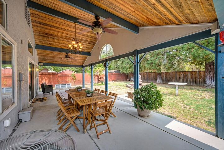 Property Photo:  7130 Shingle Wood Way  CA 95673 