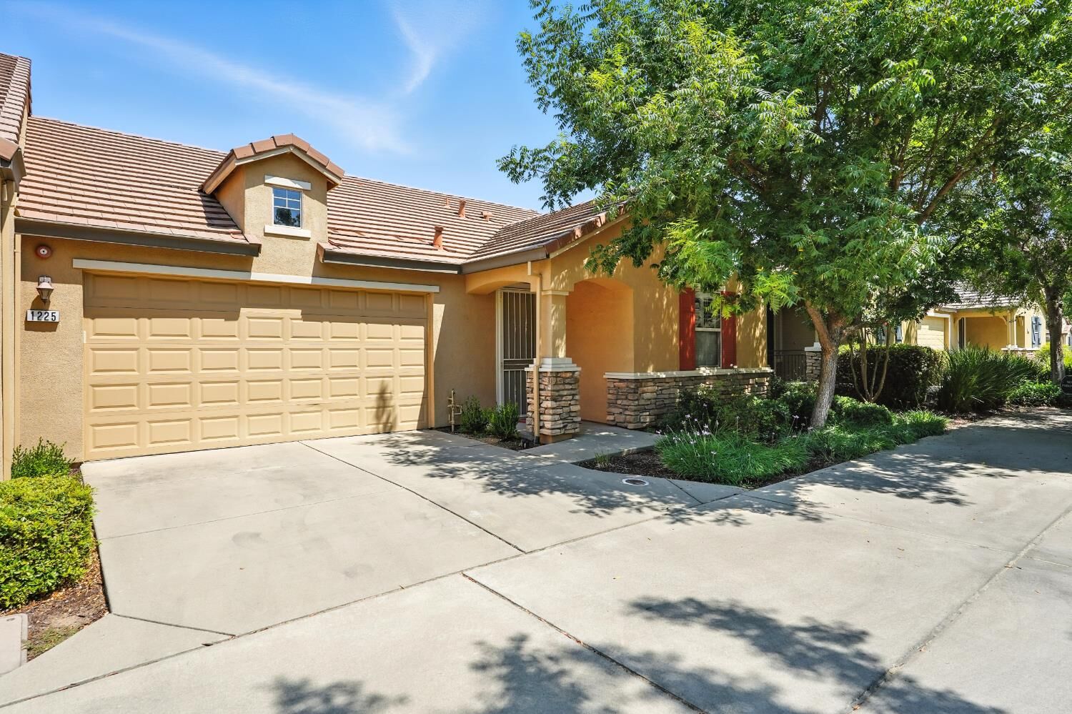 Property Photo:  1225 Marseille Lane  CA 95747 