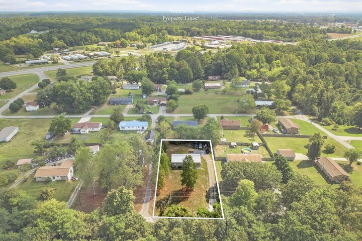 Property Photo: 117 Windy Cut St TN 37059