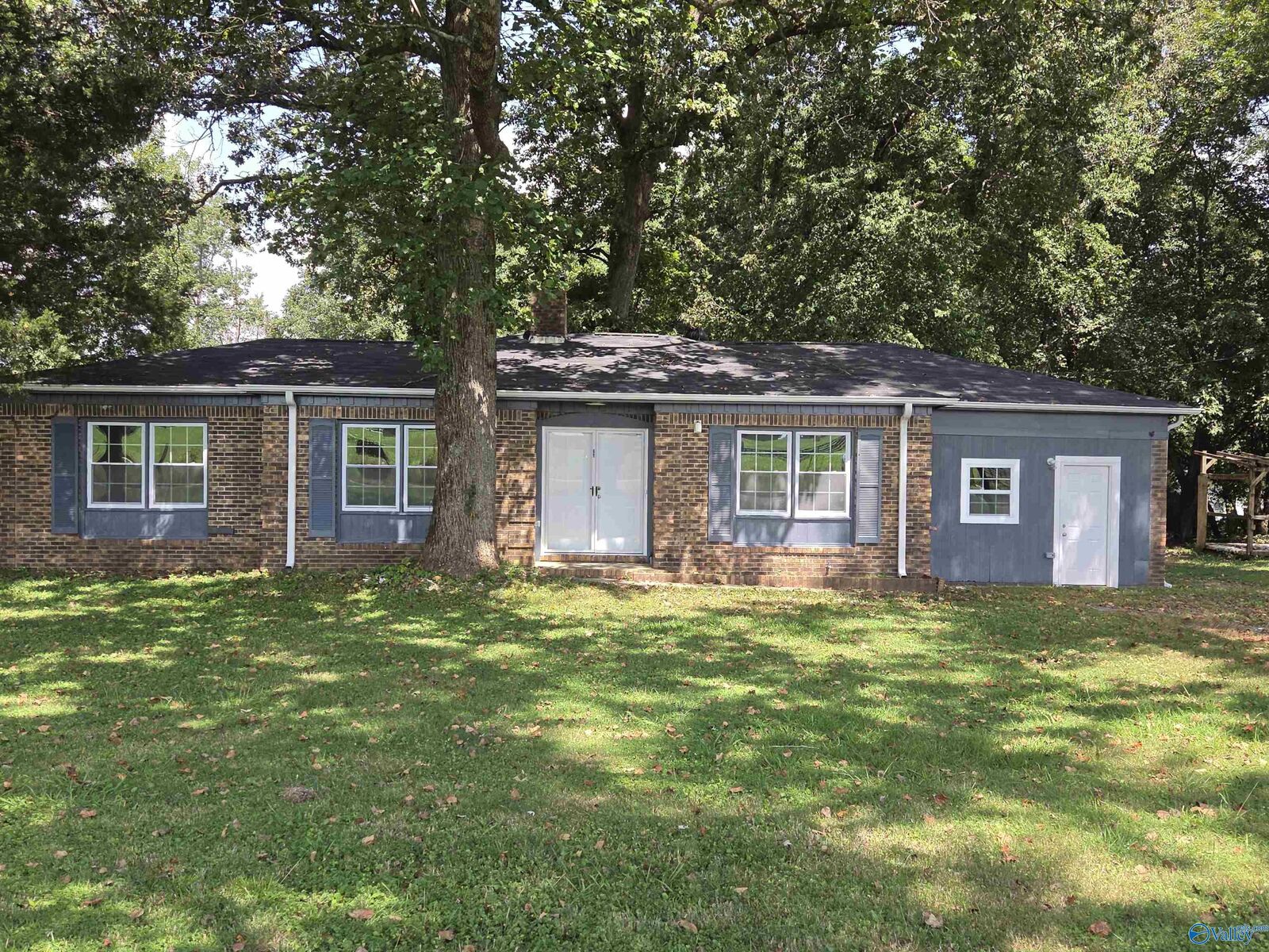 Property Photo:  850 Ollie Howard Road  AL 35761 