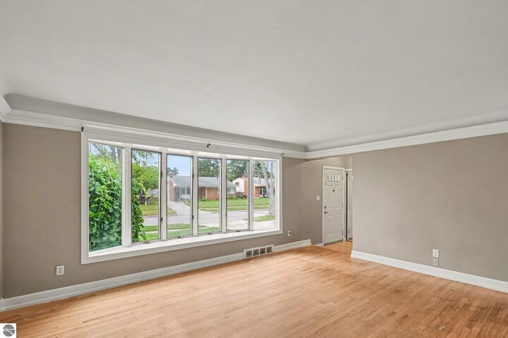 Property Photo: 18229 Rainbow Road MI 48026