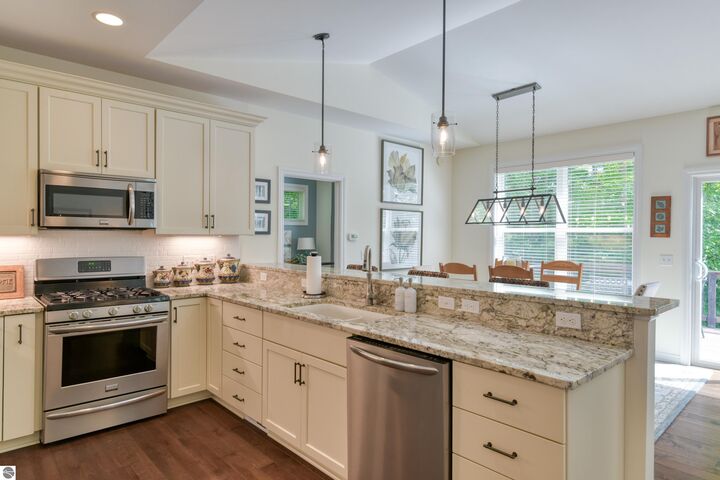 Property Photo: 818 N Bay Cliff Drive #4 MI 49682
