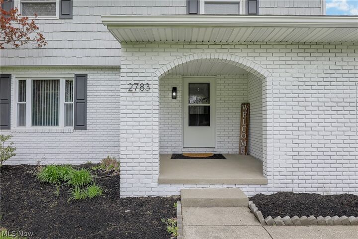 Property Photo: 2783 State Street NW OH 44685