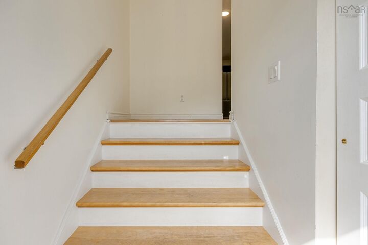 Property Photo:  10 Lakehead Court  NS B4C 3V4 