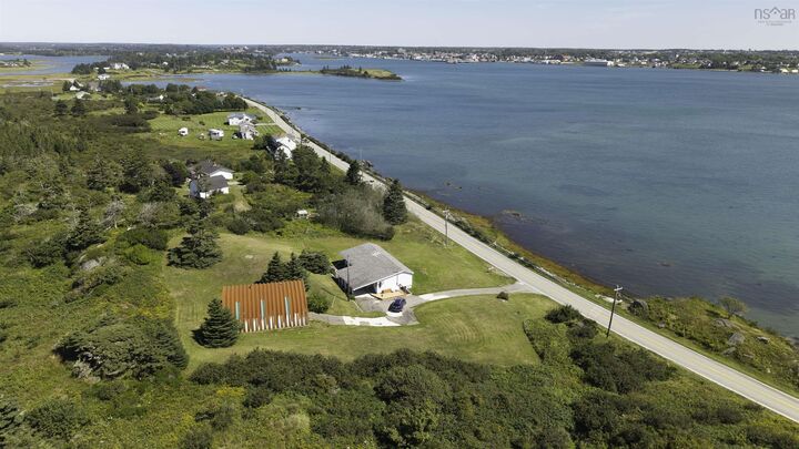 Property Photo:  980 Highway 304  NS B5A 5G7 