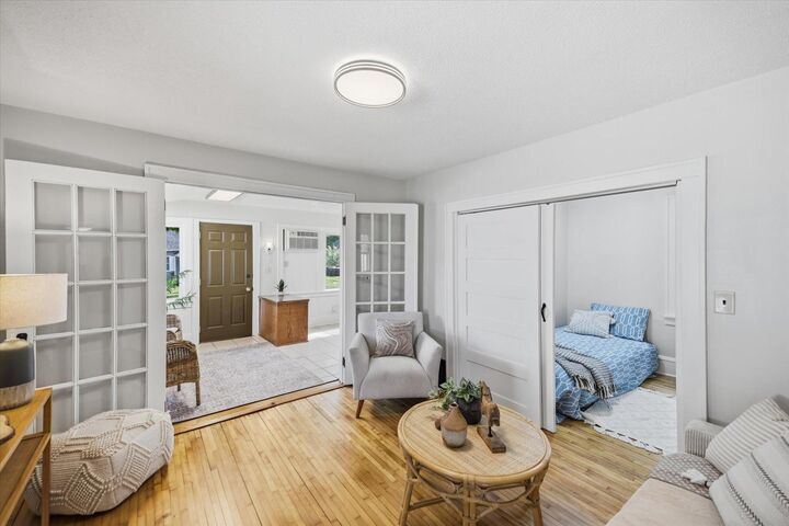 Property Photo: 1015 Kruse Street MN 55118