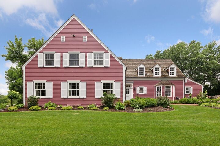 Property Photo:  260 Salem Church Road  MN 55118 