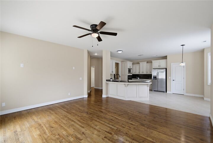 Property Photo: 4200 Seminole Drive AR 72758