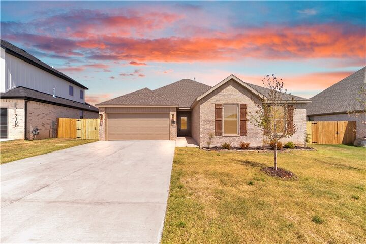 Property Photo: 7014 SW Orange Avenue AR 72713