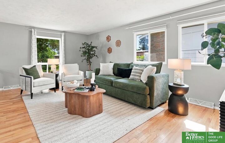 Property Photo:  9804 Ruggles Street  NE 68134 