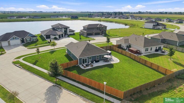 Property Photo: 1933 N Kara Way NE 68025