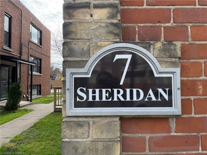 Property Photo:  7 Sheridan Street 8  ON N3T 2P7 