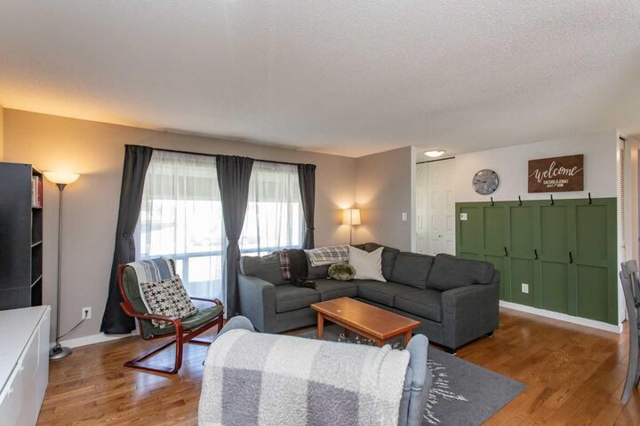 Property Photo:  59 Mitchell Avenue  AB T4N 5S4 